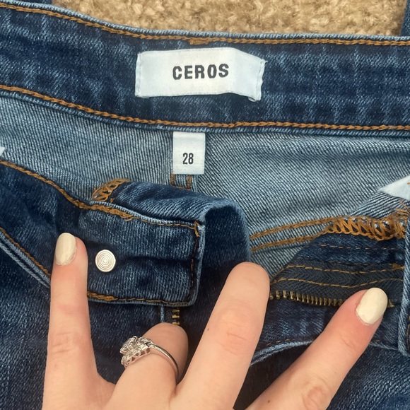 Boyfriend Jeans - Picture 3 of 5